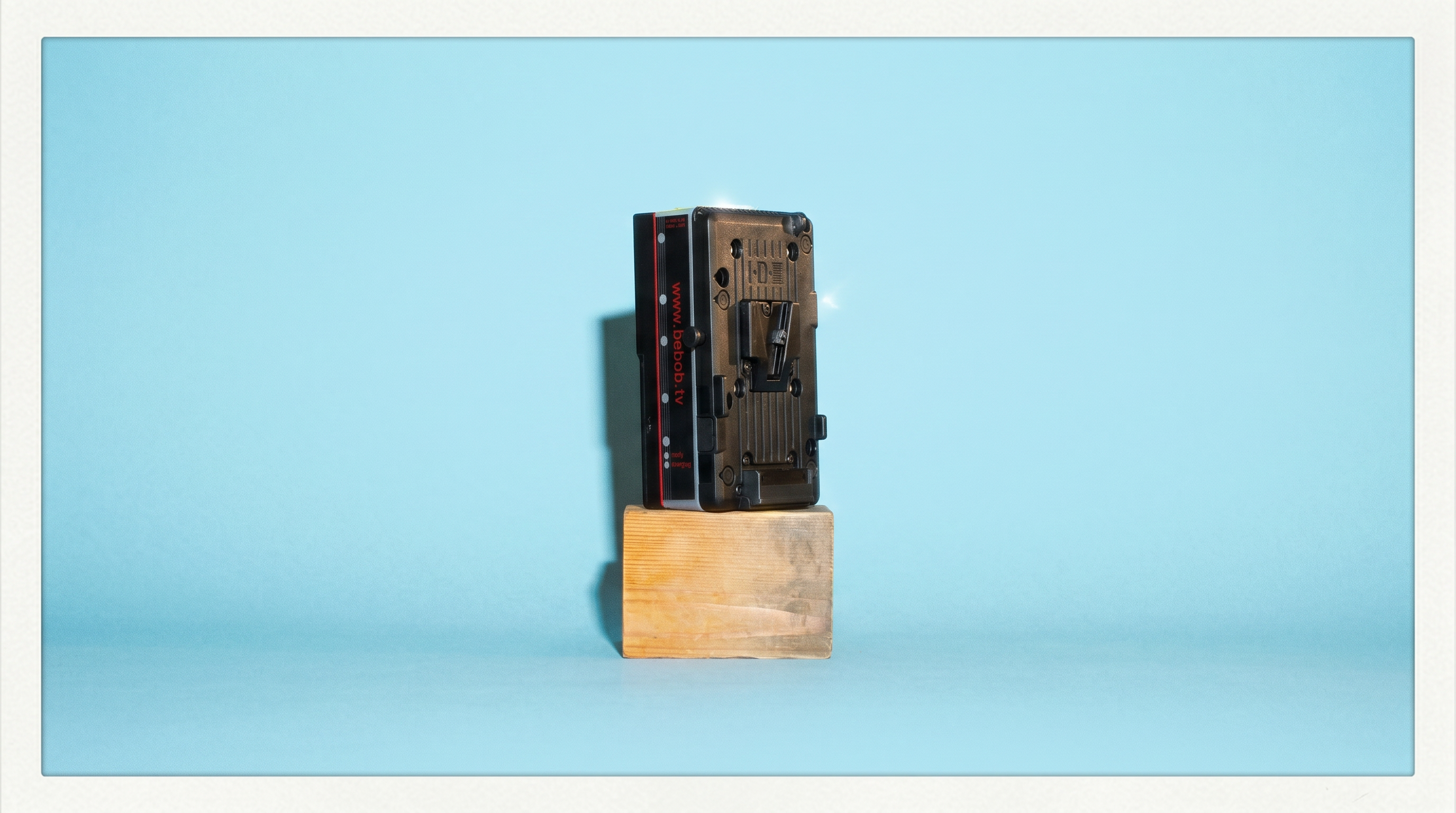 V-Mount Hot-Swap